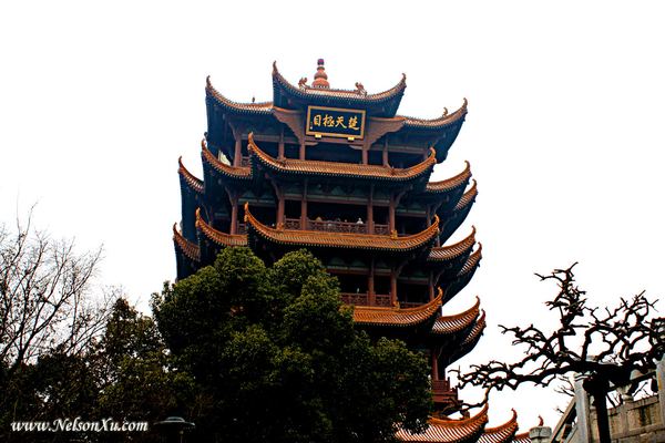武汉 · 752